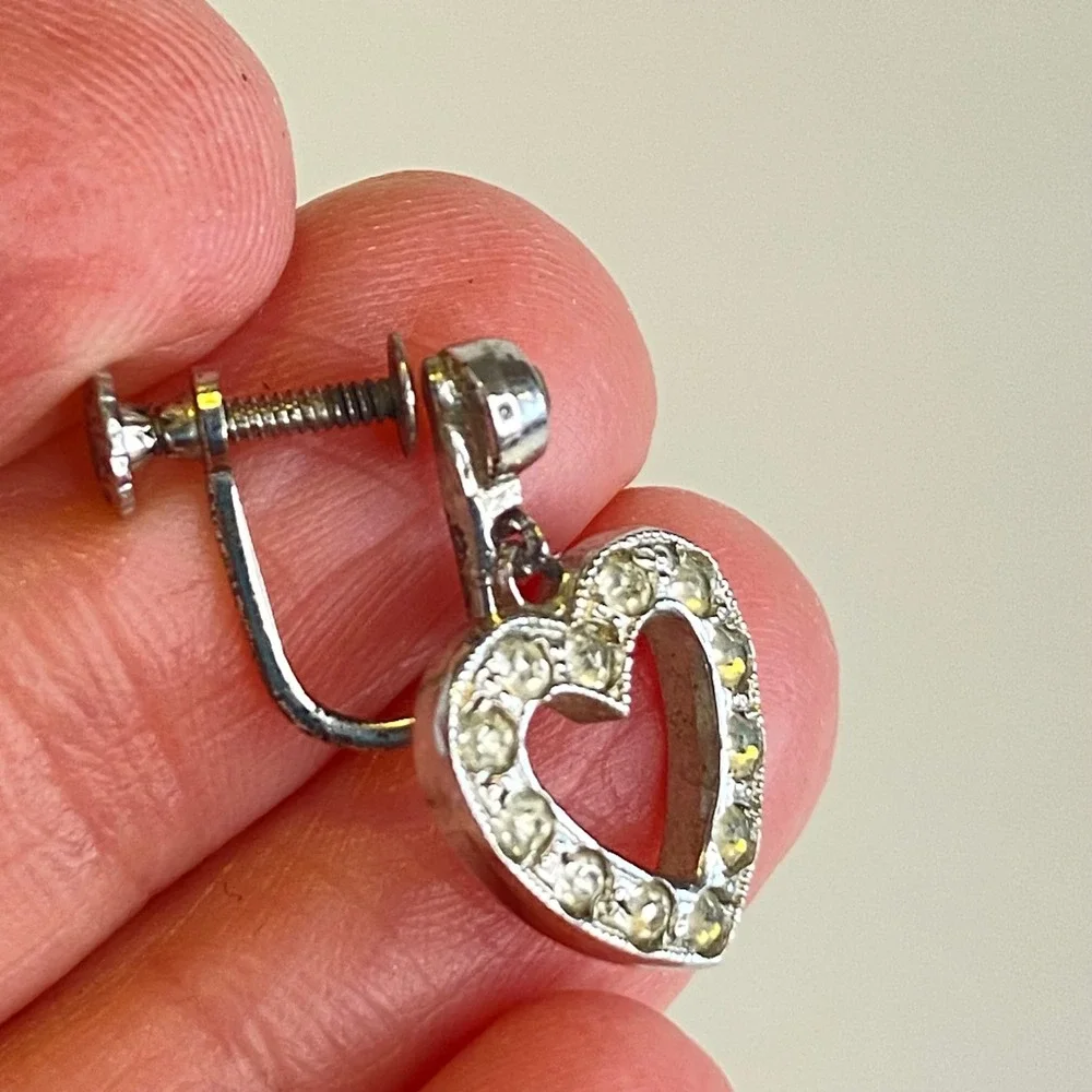 Vintage Sterling‎ Silver Rhinestone Heart Screw Back Earrings Romantic Bridal